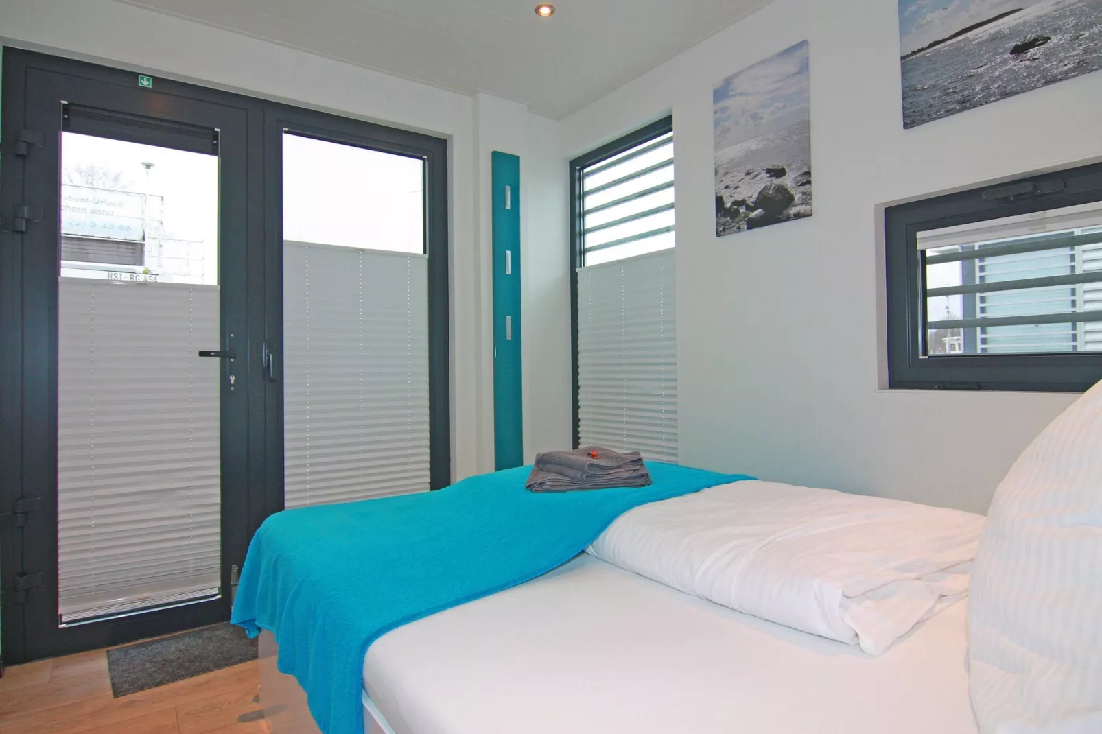Houseboat Floating House "Leni", Ribnitz-Damgarten-Leni-Slaapkamer