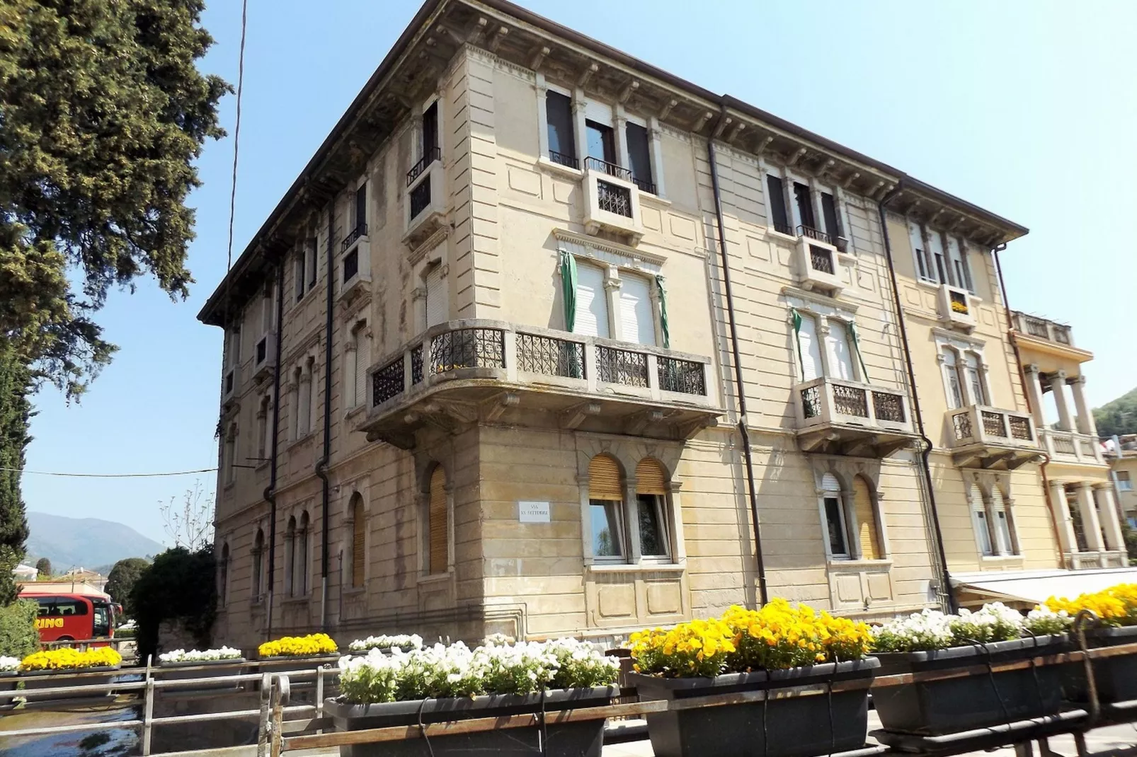 Palazzo Gusa