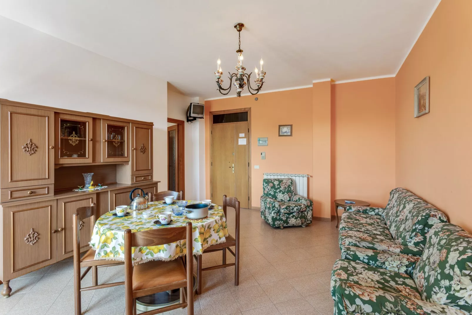 Casa Tommaso - trilo 1 P - 6 pax-Woonkamer