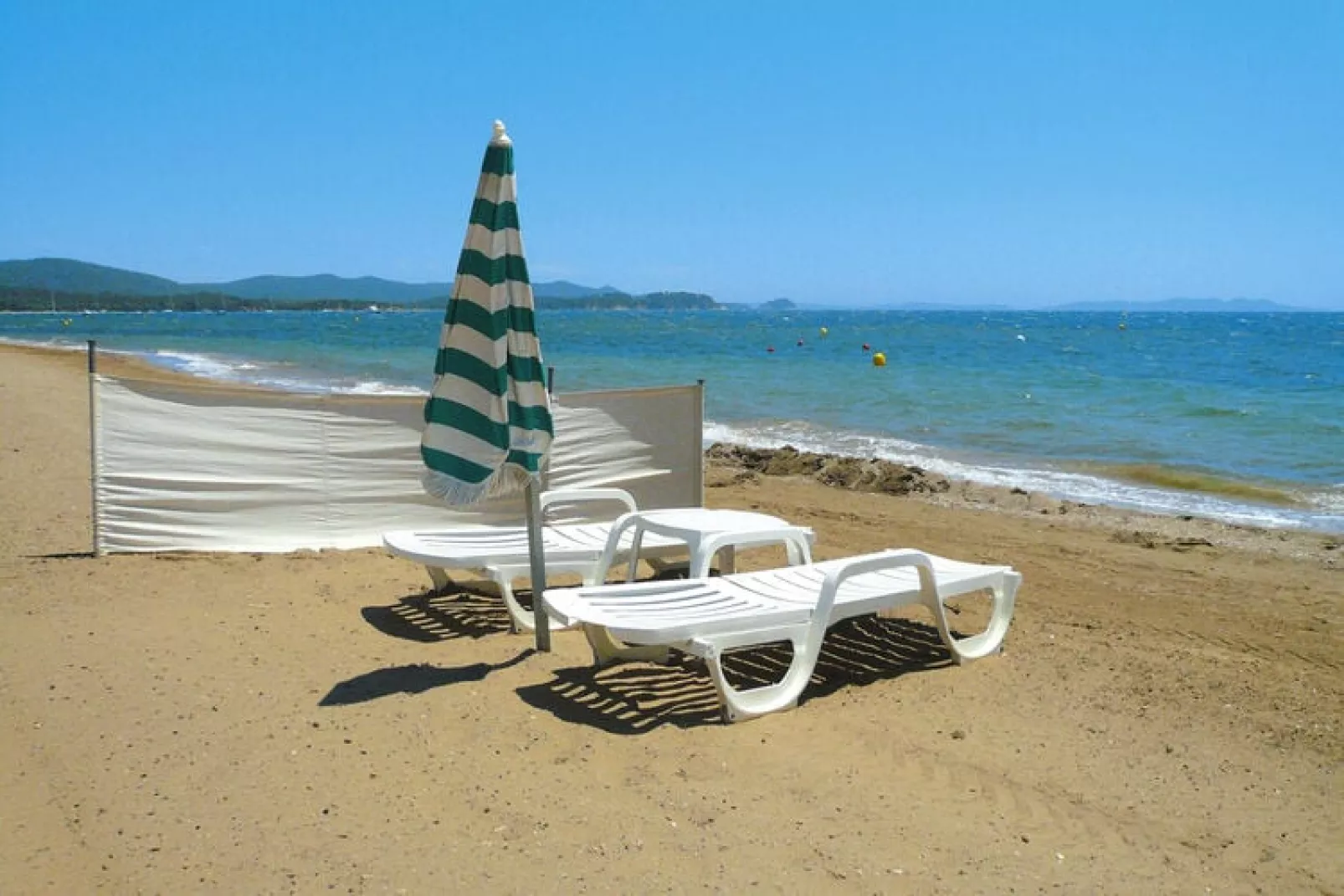 Residence du Bailli Rayol-Canadel-sur-Mer-Apt 2/4 pers en étage vue mer-Gebieden zomer 1km