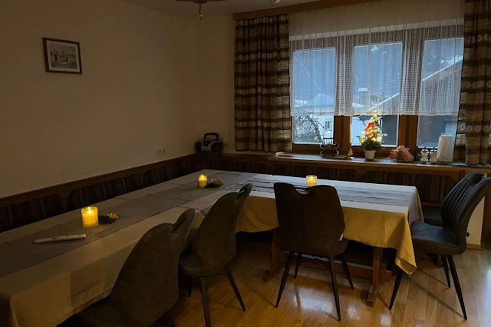 Apartmenthaus Nußbaumer-Eetkamer