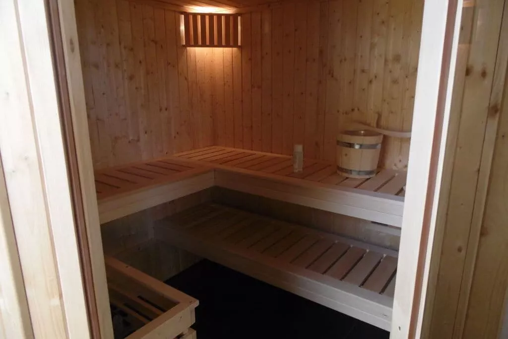 179056-Sauna