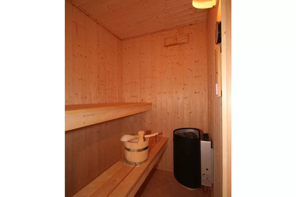 148834-Sauna