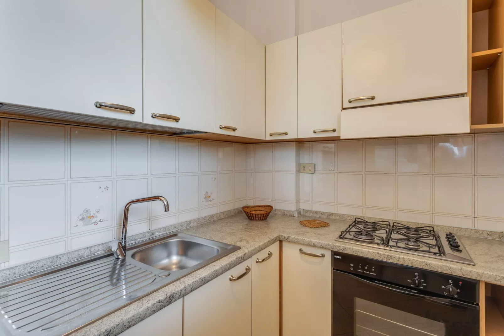 Casa Tommaso - trilo PT - 6 pax-Keuken