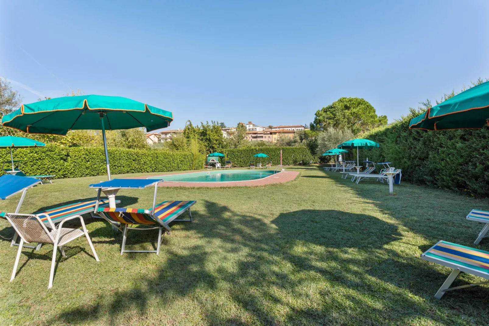Casa Tommaso - Quadri P T - 8 pax-Tuinen zomer