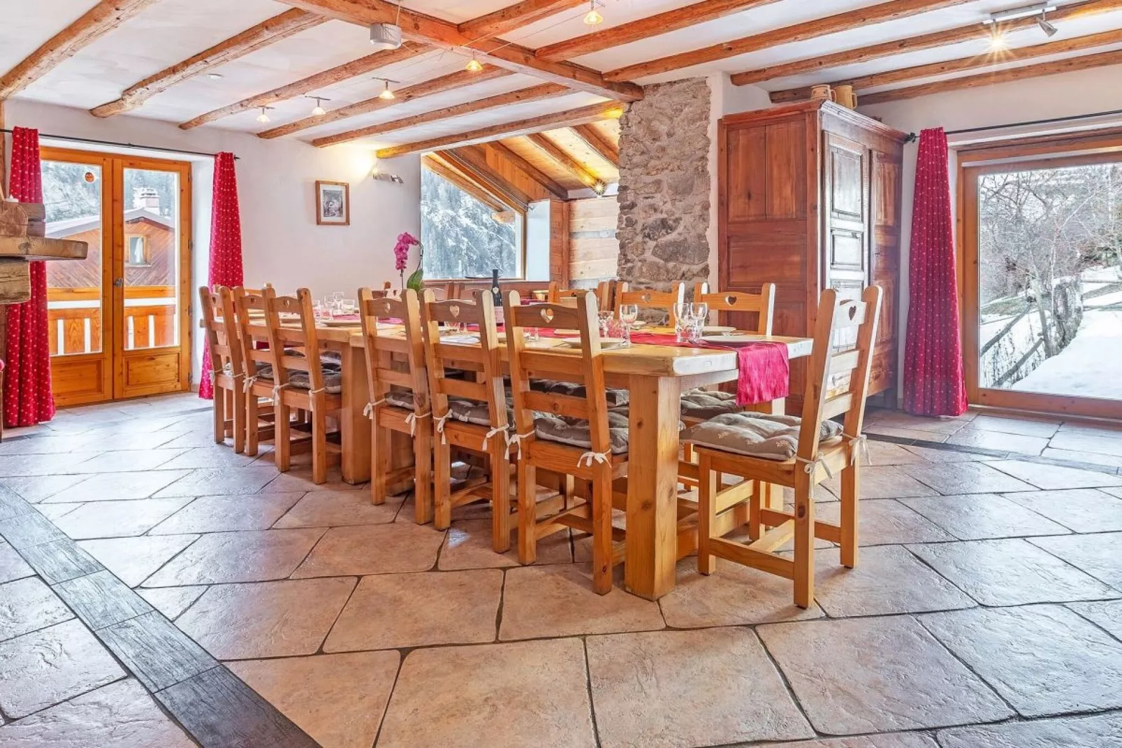 Chalet Honoré-Eetkamer