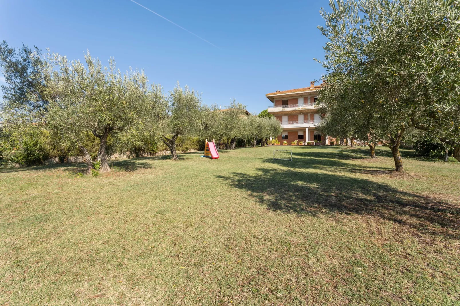Casa Tommaso - Quadri P T - 8 pax-Gebieden zomer 1km