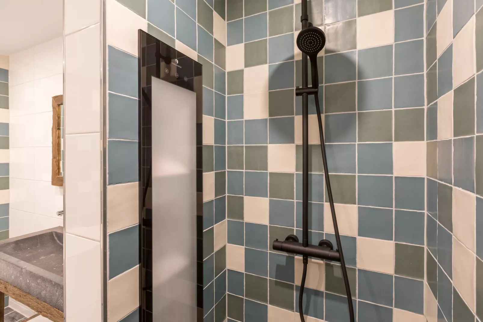 Lepelstraat 18B  Vrouwenpolder "'t Zwartje"-Badkamer