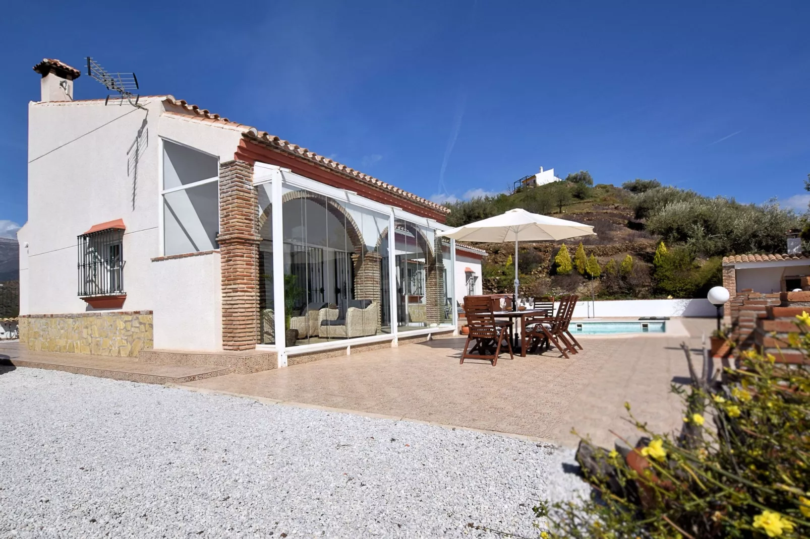Casa de Alegría de Brasevin-Buitenkant zomer