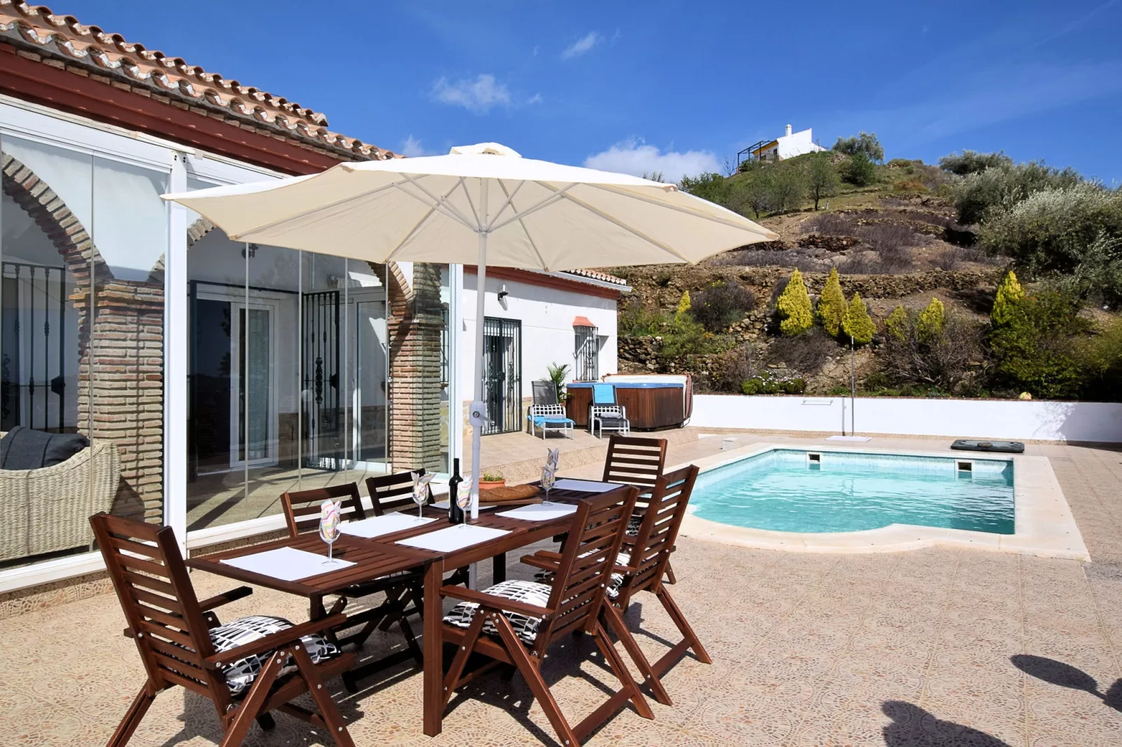 Casa de Alegría de Brasevin-Zwembad