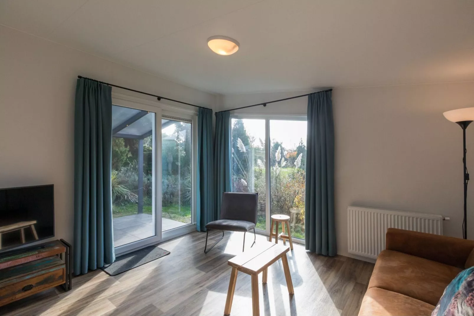 Fort den Haak - Chalet 1 tm 15  hond-Woonkamer