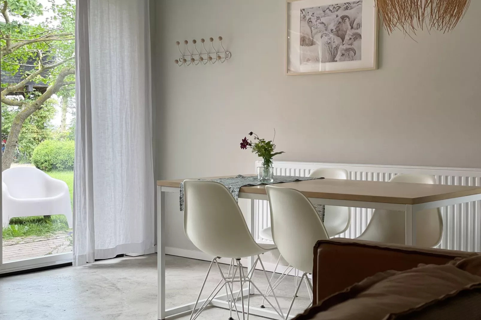 Moderne Ferienwohnung 3-Eetkamer