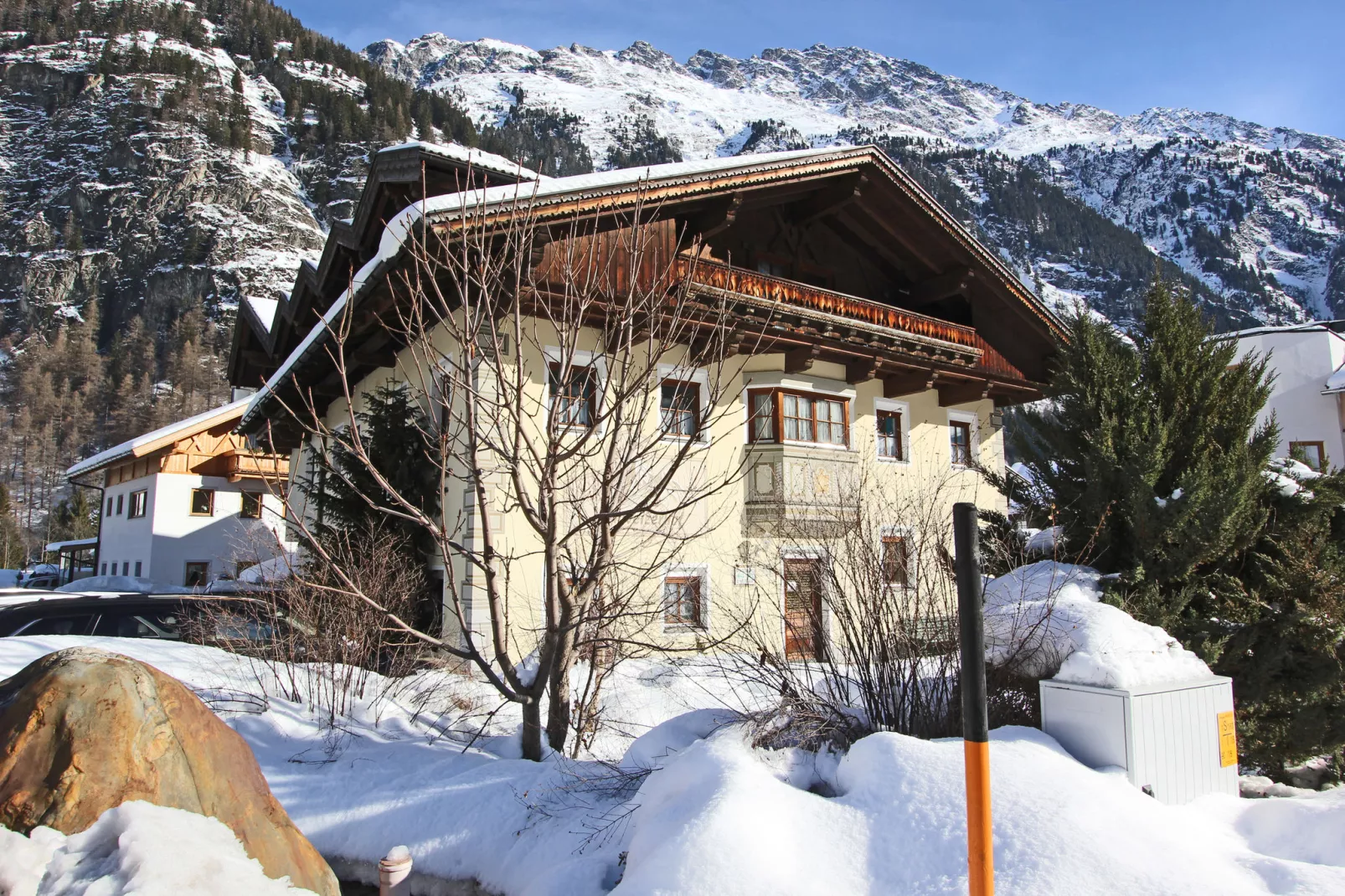 Haus Sölden XL-Exterieur winter