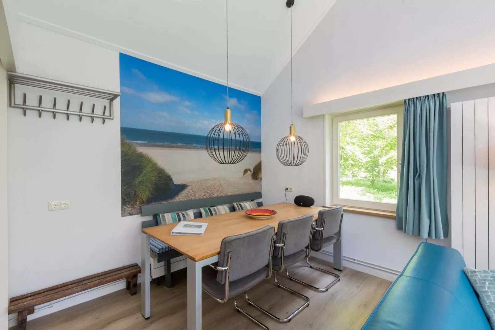 Vakantiehuis - Breezand 6  Vrouwenpolder "De Alk"-Woonkamer