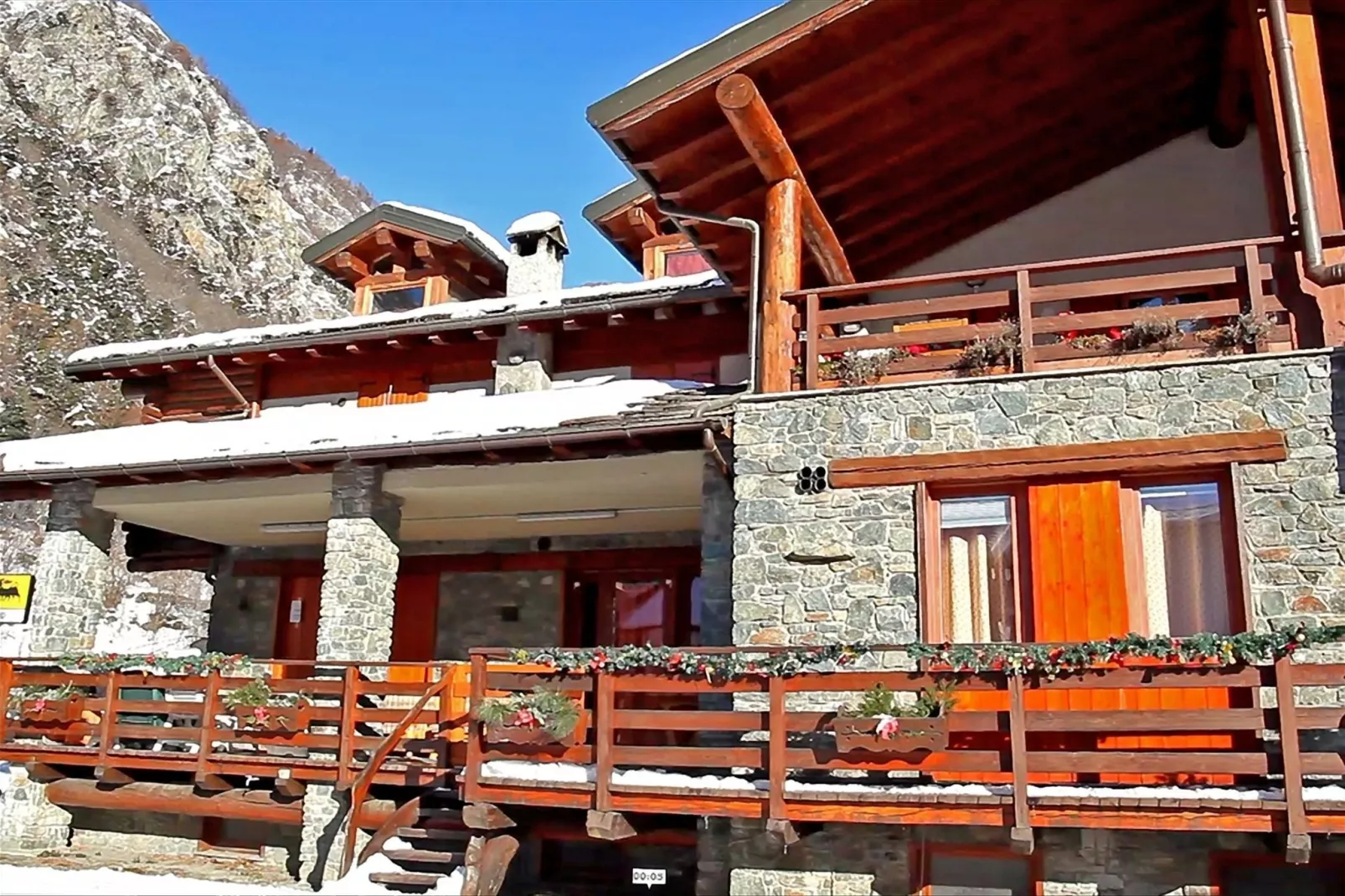 Chalet Antey Trilo-Exterieur winter