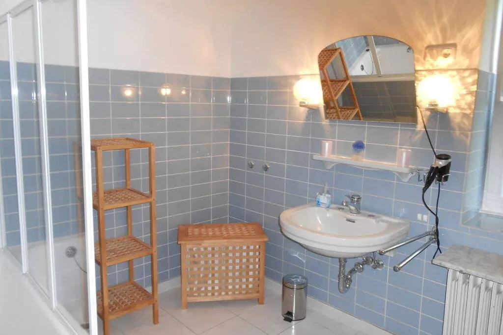 71025-Badkamer
