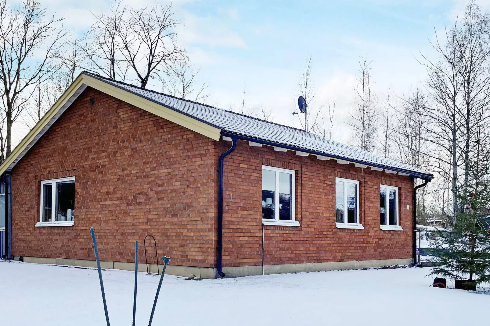 6 persoons vakantie huis in HÄLLEKIS-Buitenlucht