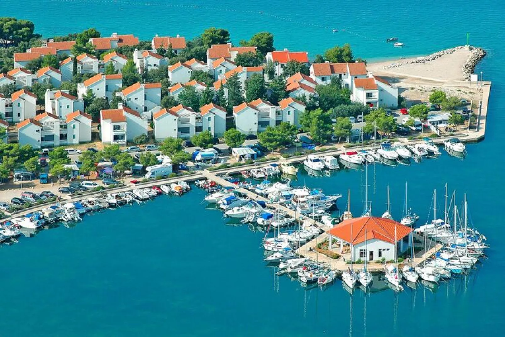 Villas Kornati in Amadria Park Camping Sibenik - 3-Raum-App 3&2 A2 ca55 qm für 5 Pers-Waterzicht