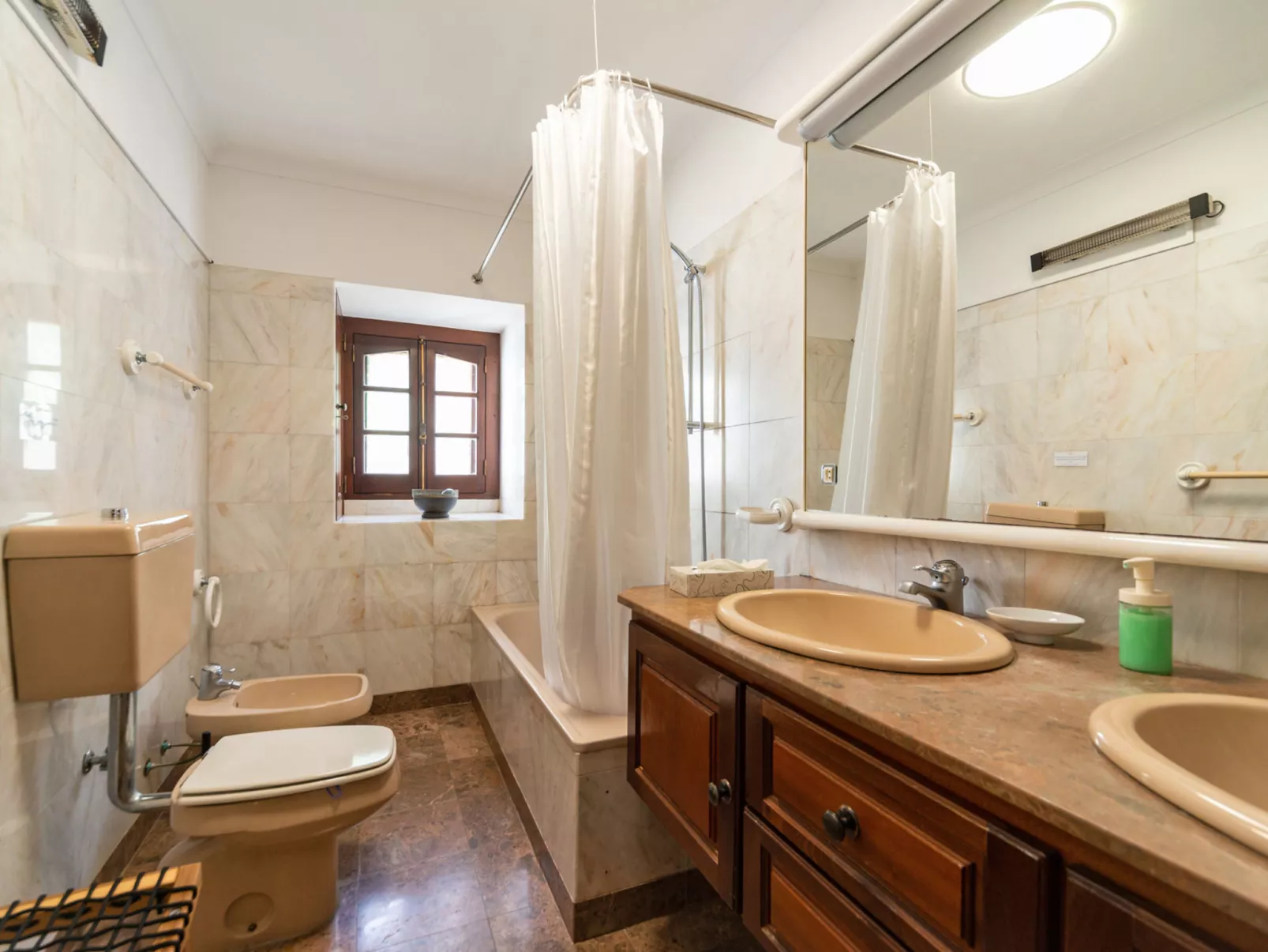 Oliveiras House-Binnen