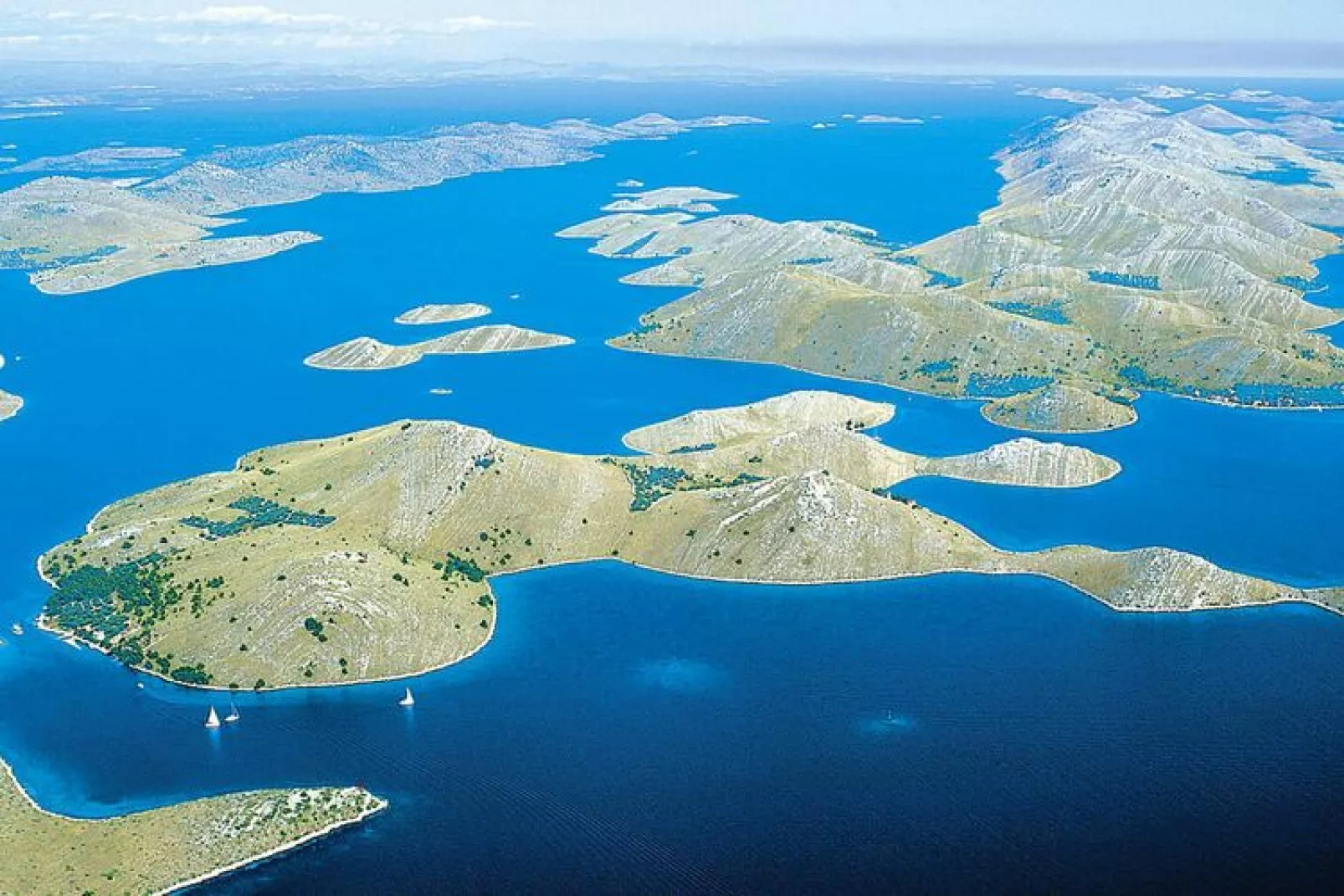 Villas Kornati in Amadria Park Camping Sibenik - 3-Raum-App 3&2 A2 ca55 qm für 5 Pers-Uitzicht zomer