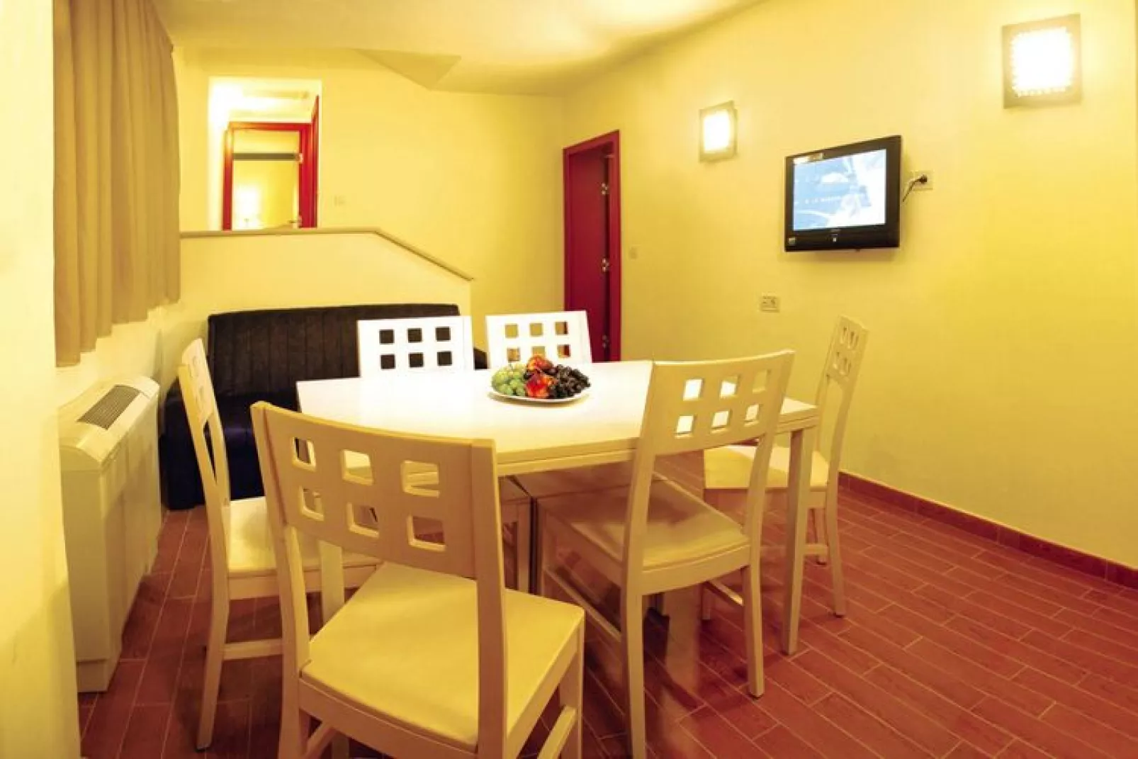 Villas Kornati in Amadria Park Camping Sibenik - 3-Raum-App 4&3 A3 ca70 qm für 7 Pers-Woonkamer