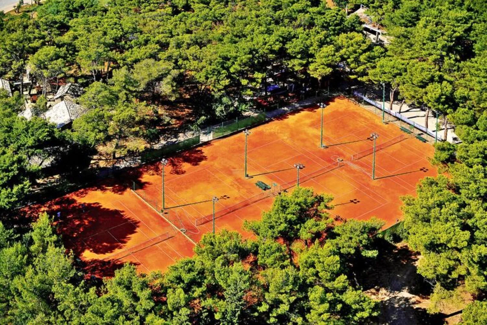 Villas Kornati in Amadria Park Camping Sibenik - 3-Raum-App 4&3 A3 ca70 qm für 7 Pers-Tuinen zomer