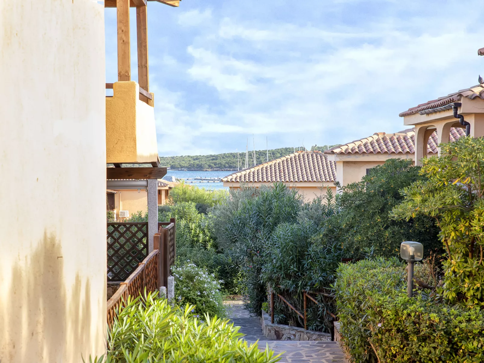 D4 - G1 - Baia de Bahas-Buiten