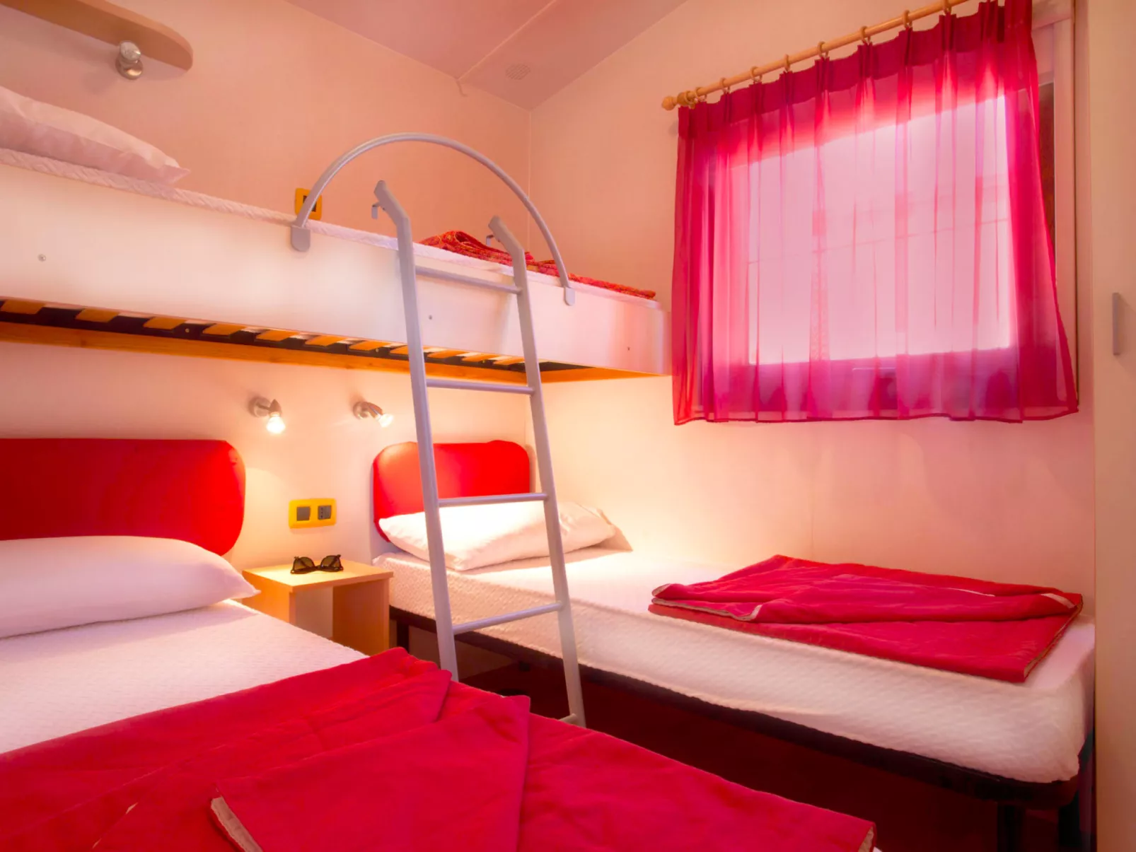 Camping Village Capo d'Orso-Binnen