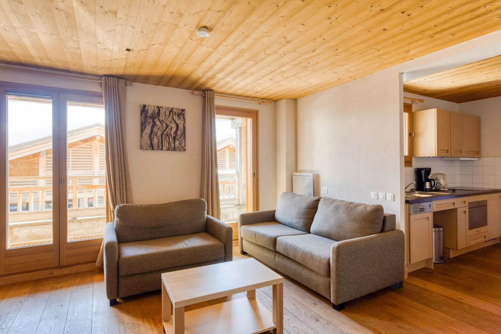 Authentiek appartement in het skigebied Le Grand Massif-Woonkamer