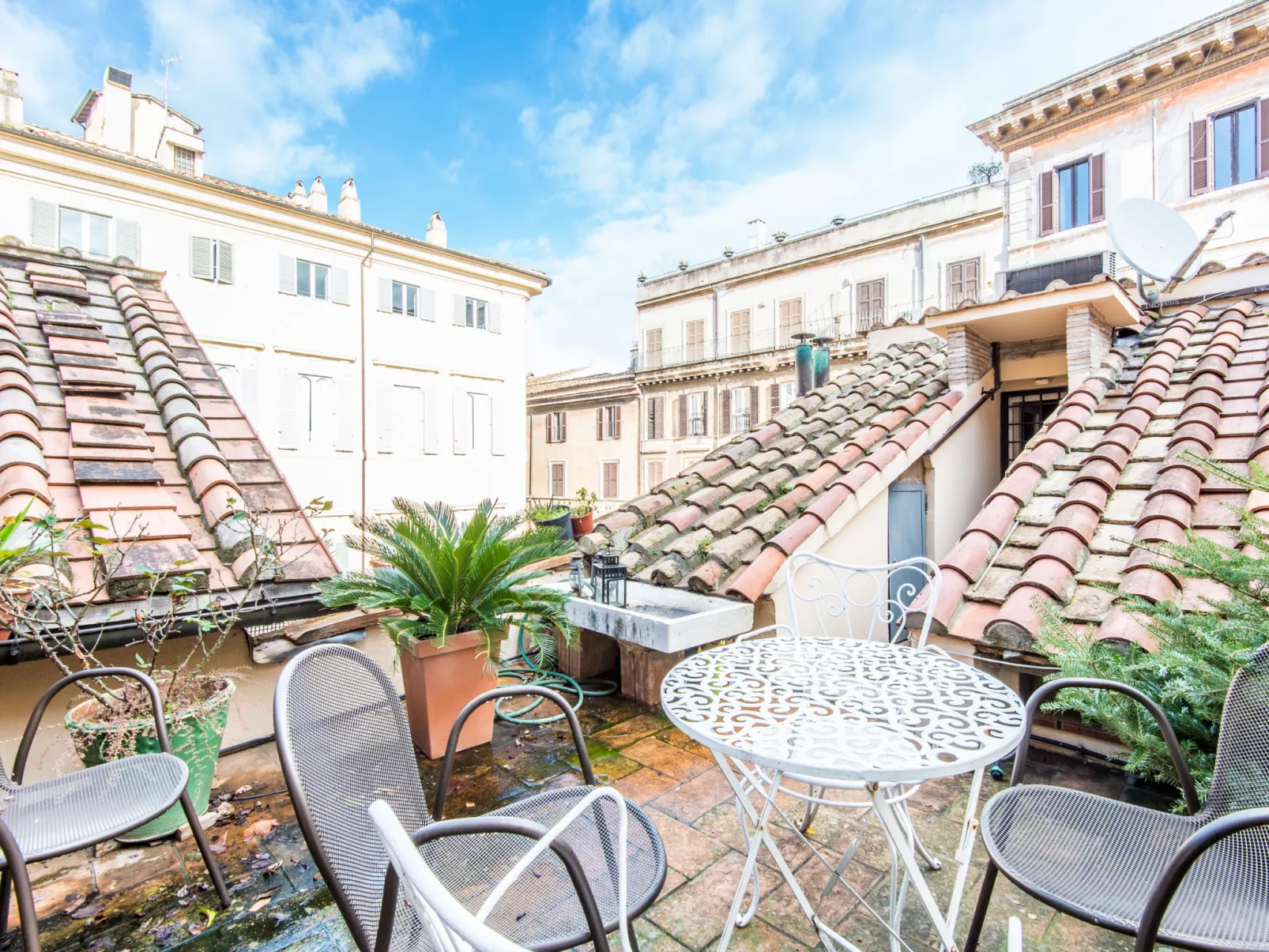 Piazza Navona Luxury Terrace Apartm-Buiten