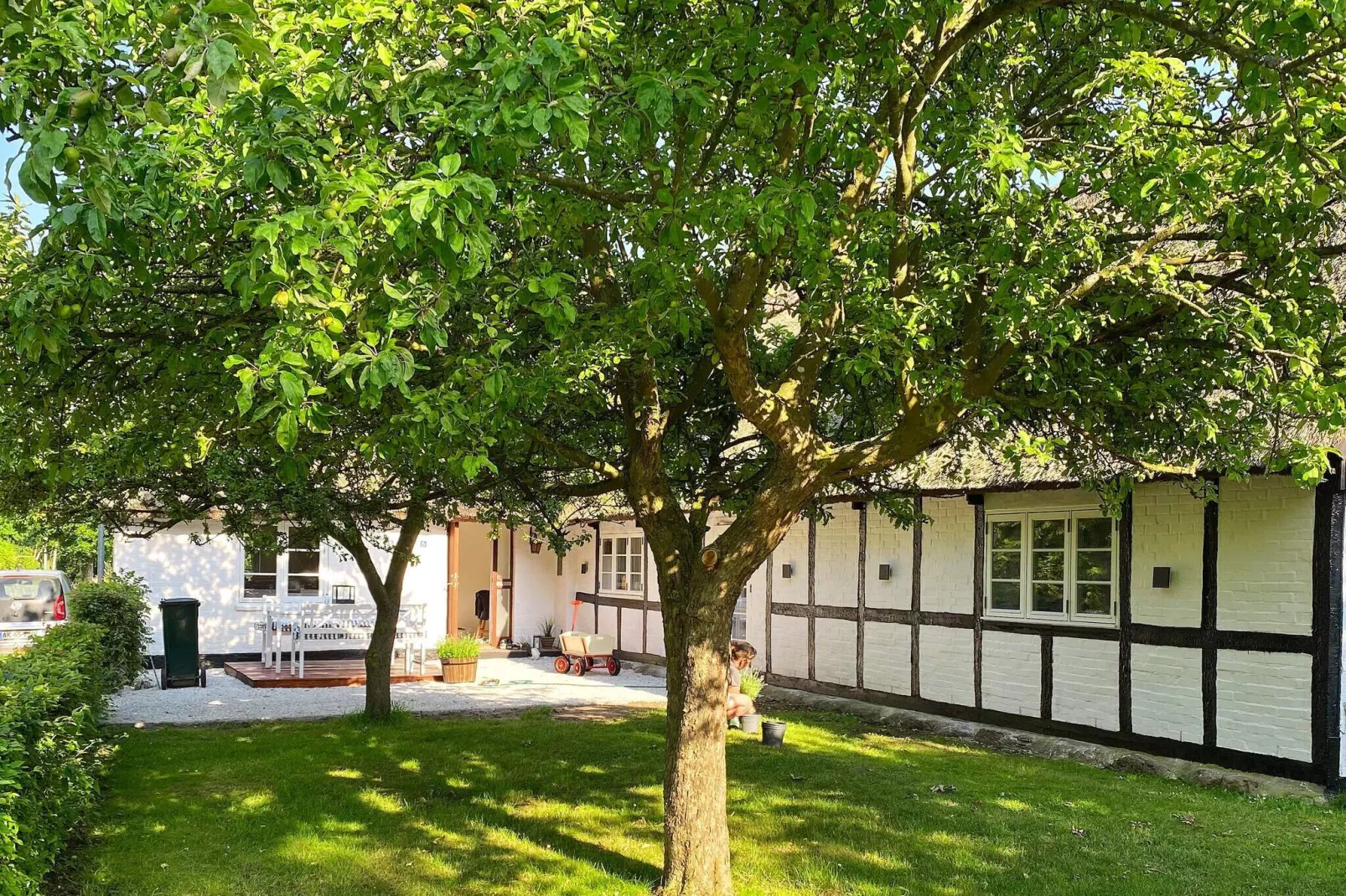 Idyllisch rietgedekt huisje-By Traum-Buitenlucht