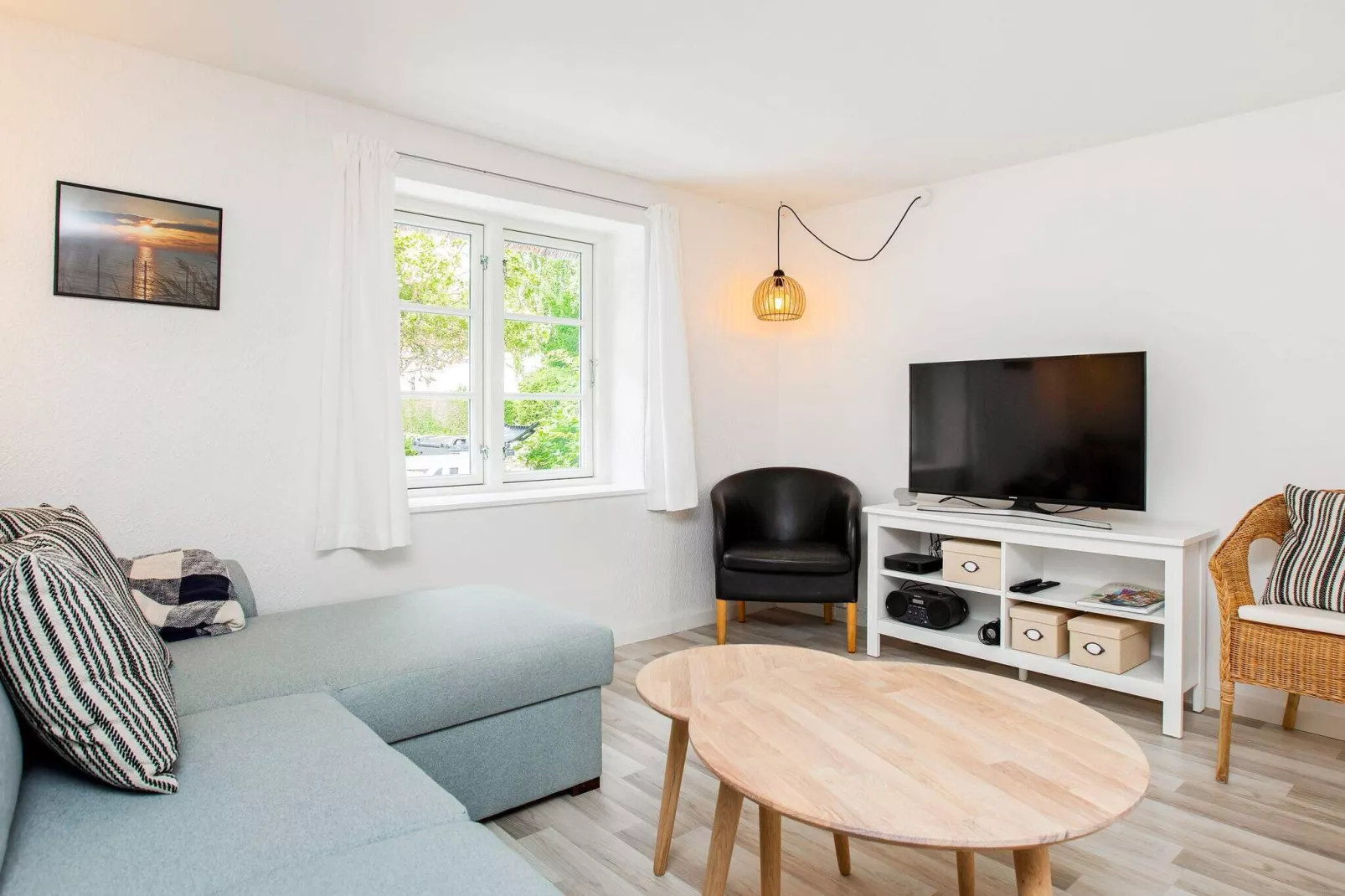 Idyllisch rietgedekt huisje-By Traum-Binnen
