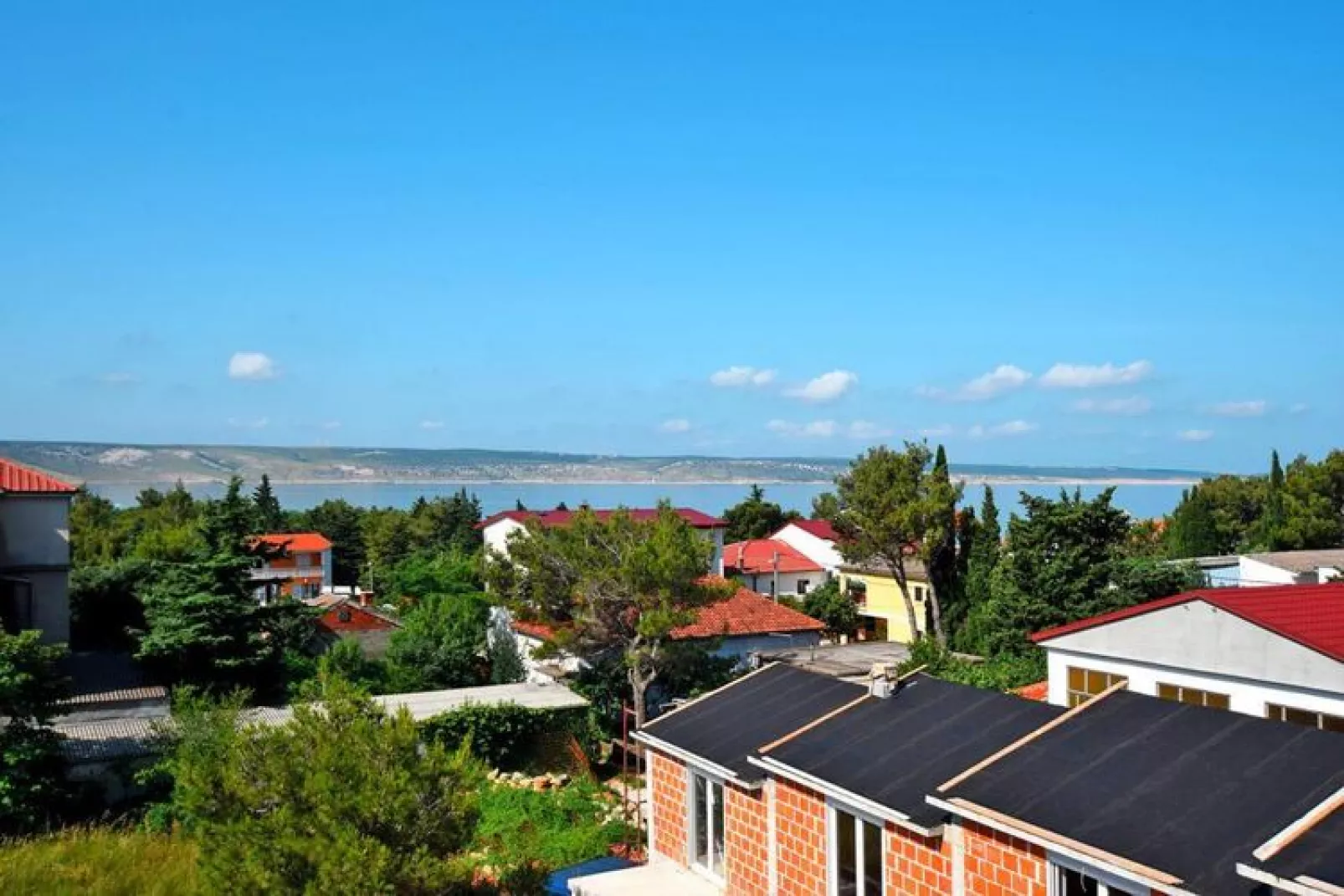 Appartement in Starigrad Paklenica op slechts 200 meter van de zee-Uitzicht zomer