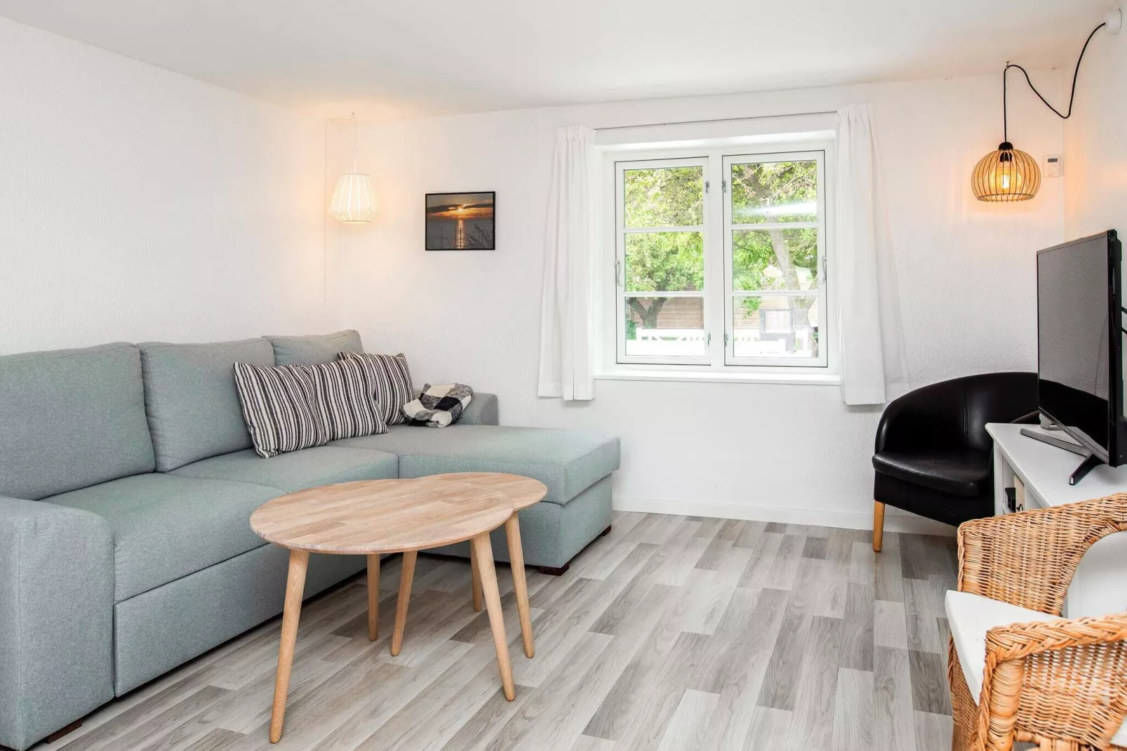 Idyllisch rietgedekt huisje-By Traum-Binnen
