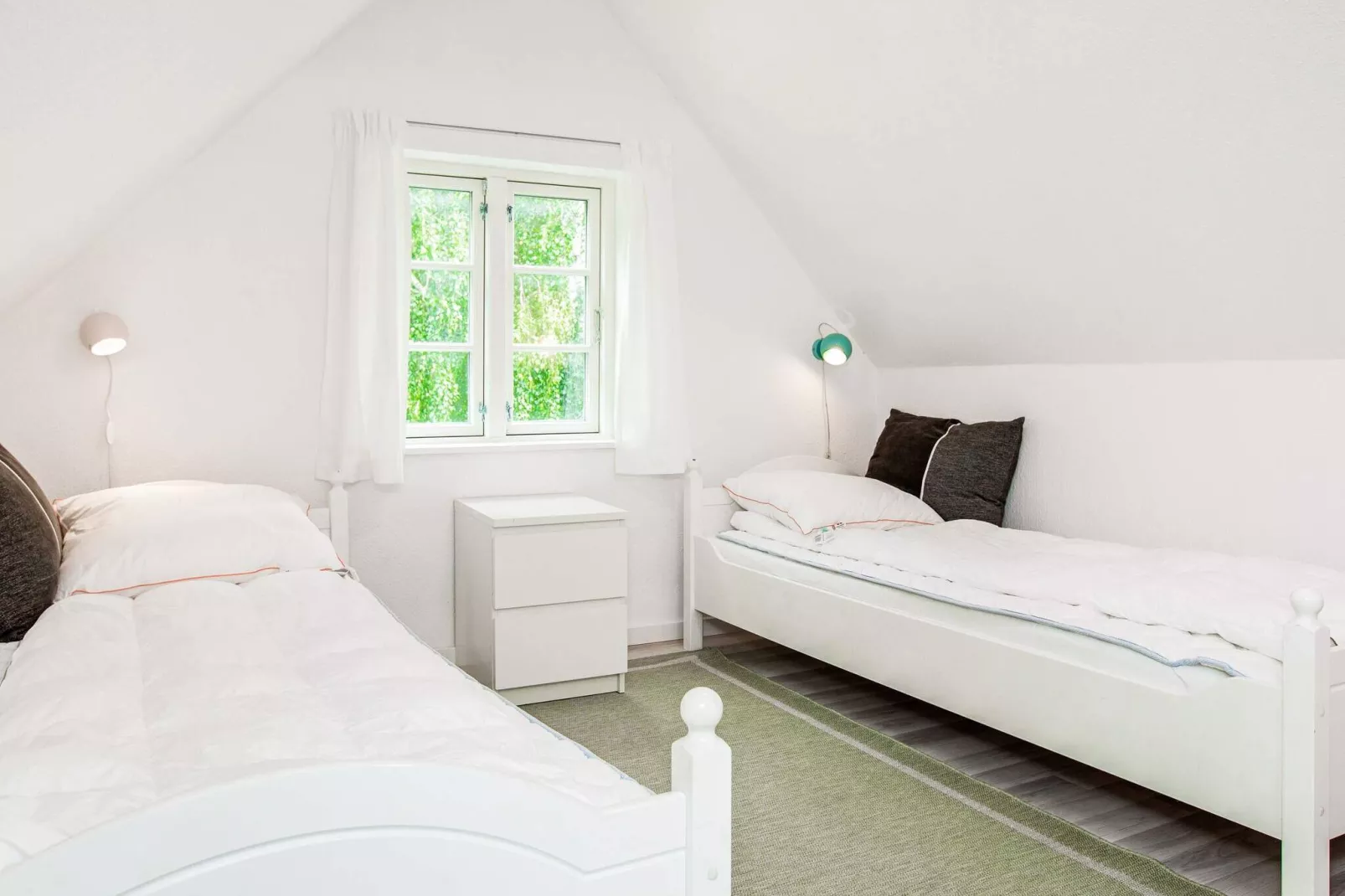 Idyllisch rietgedekt huisje-By Traum-Binnen