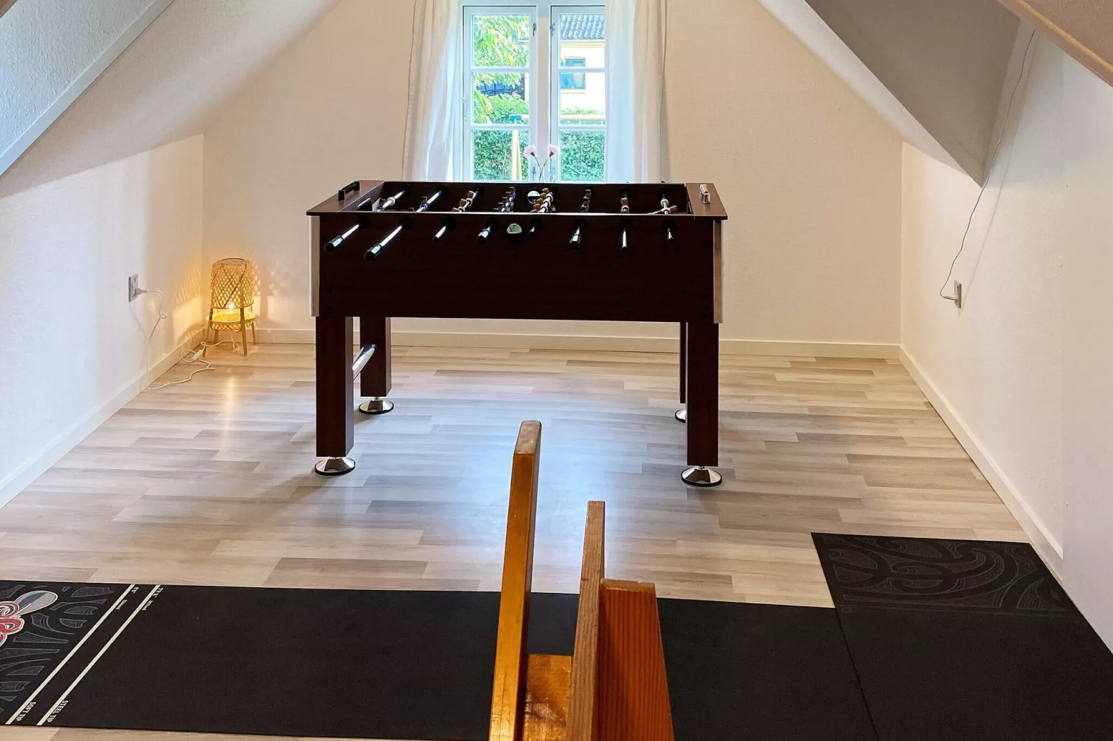 Idyllisch rietgedekt huisje-By Traum-Binnen