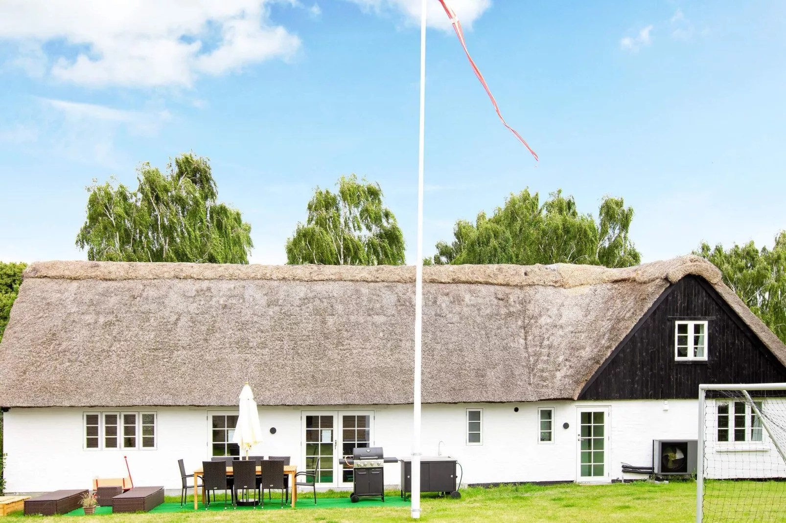 Idyllisch rietgedekt huisje-By Traum-Uitzicht