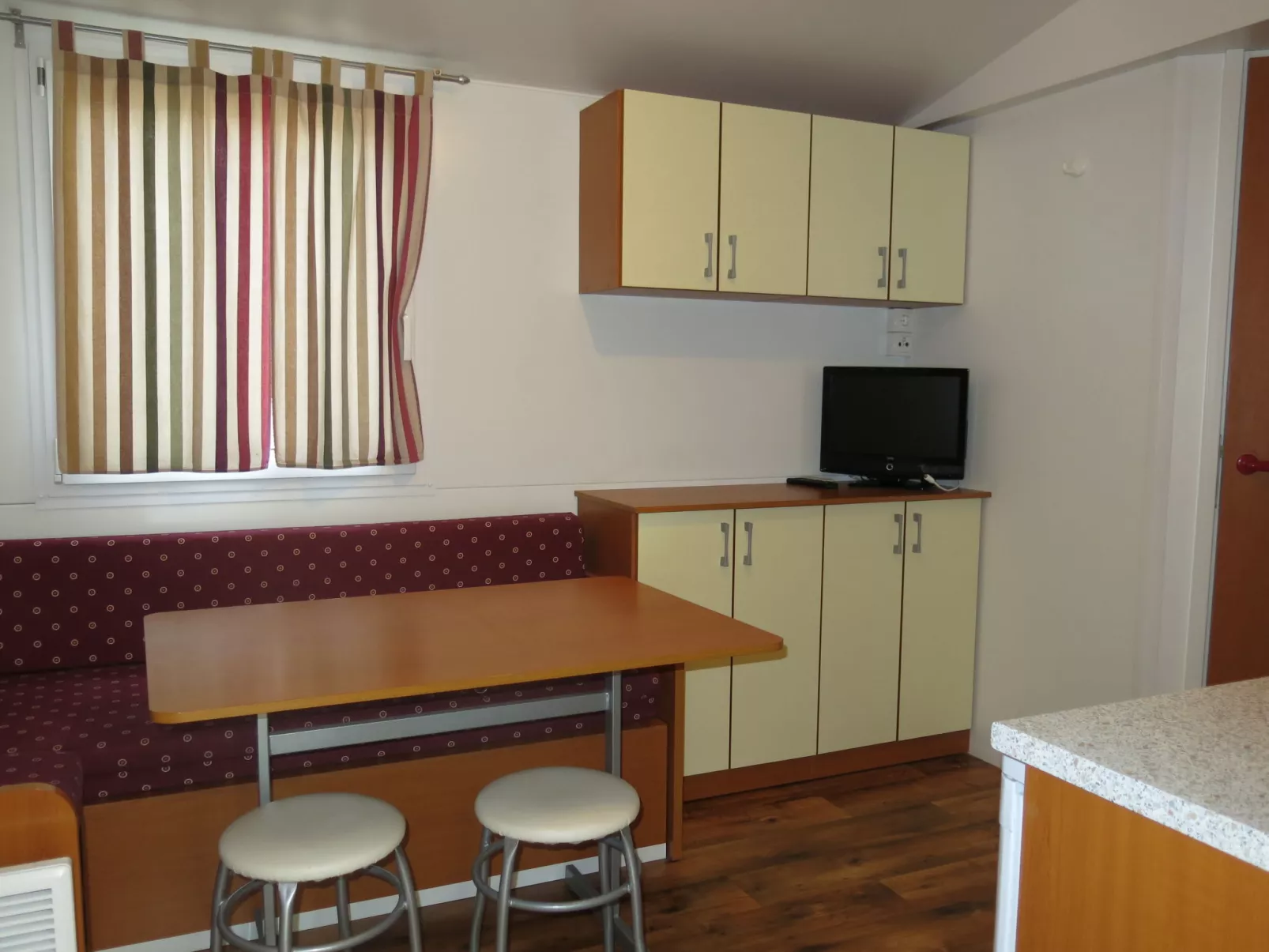 Camping Village Mare Pineta-Binnen