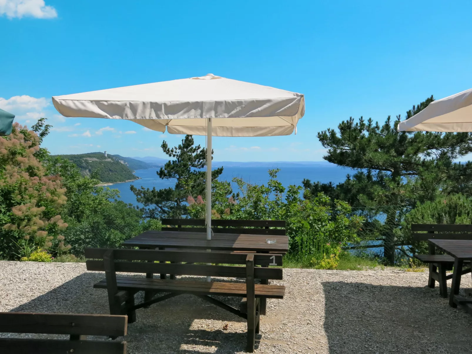 Camping Village Mare Pineta-Binnen