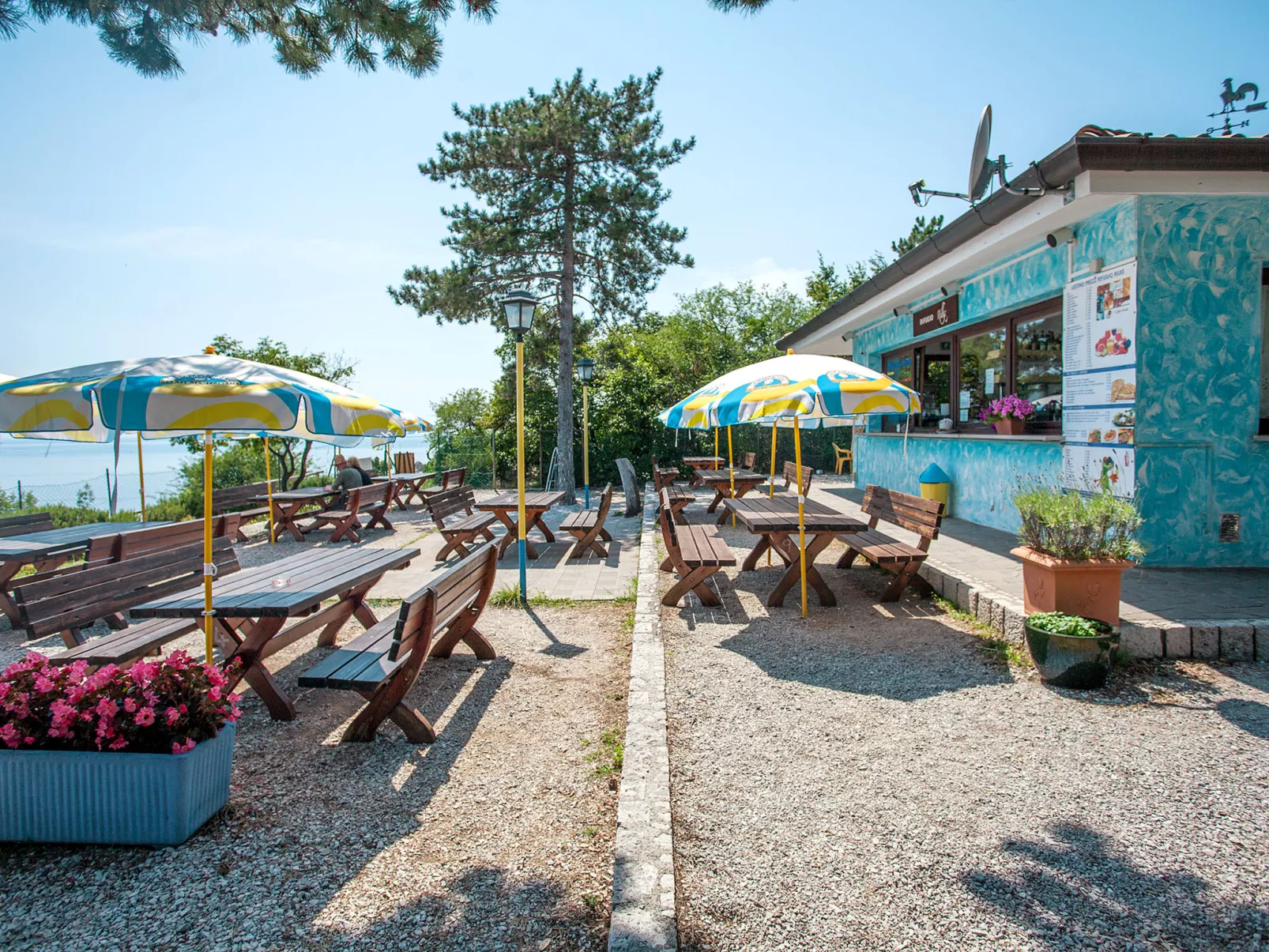 Camping Village Mare Pineta-Binnen