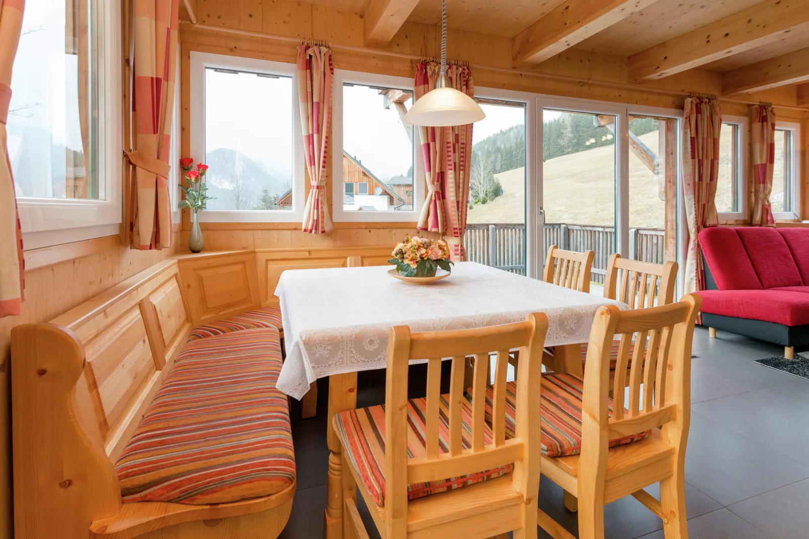 Chalet Eresma-Eetkamer