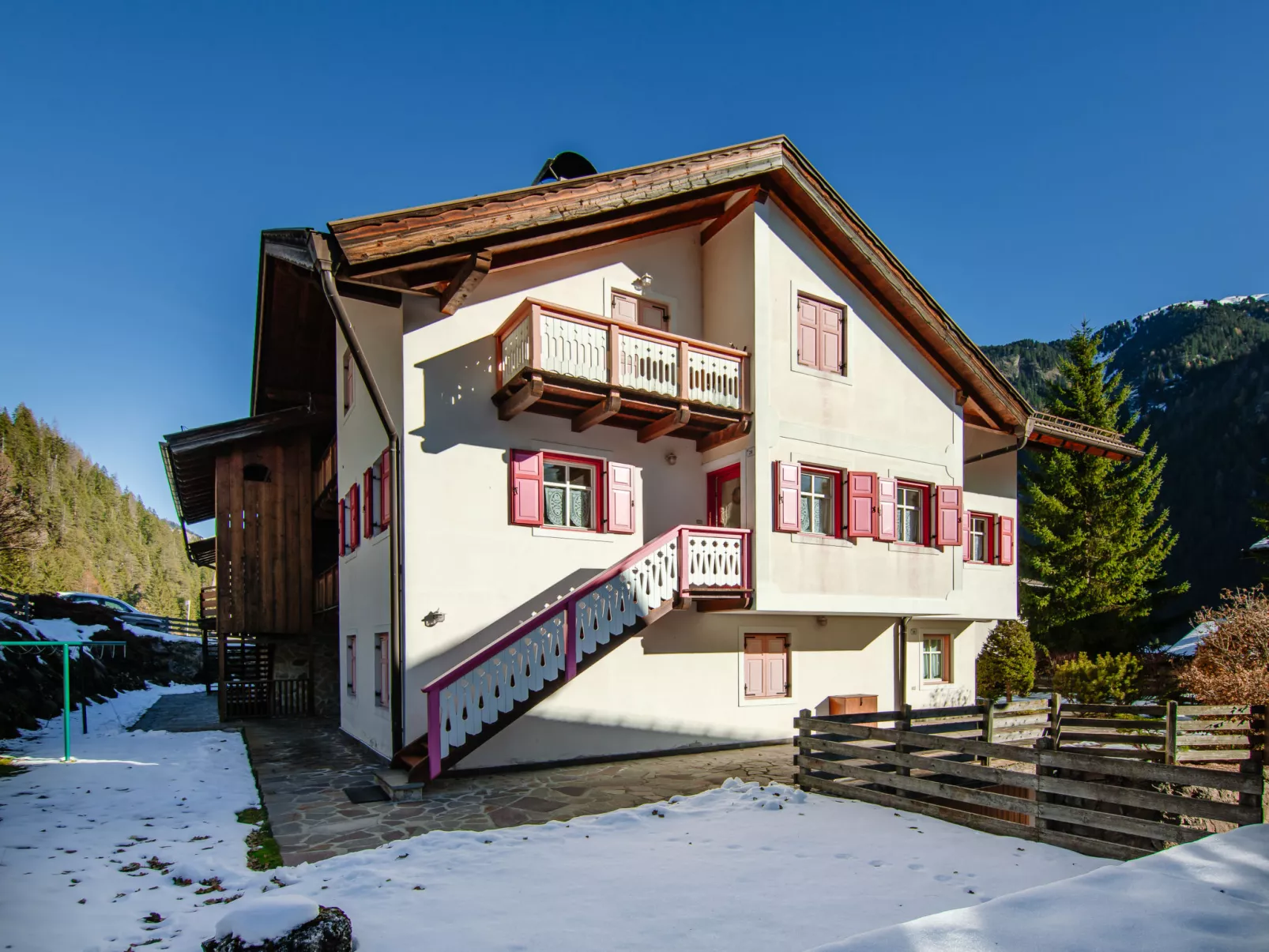Casa Bucci-Buiten