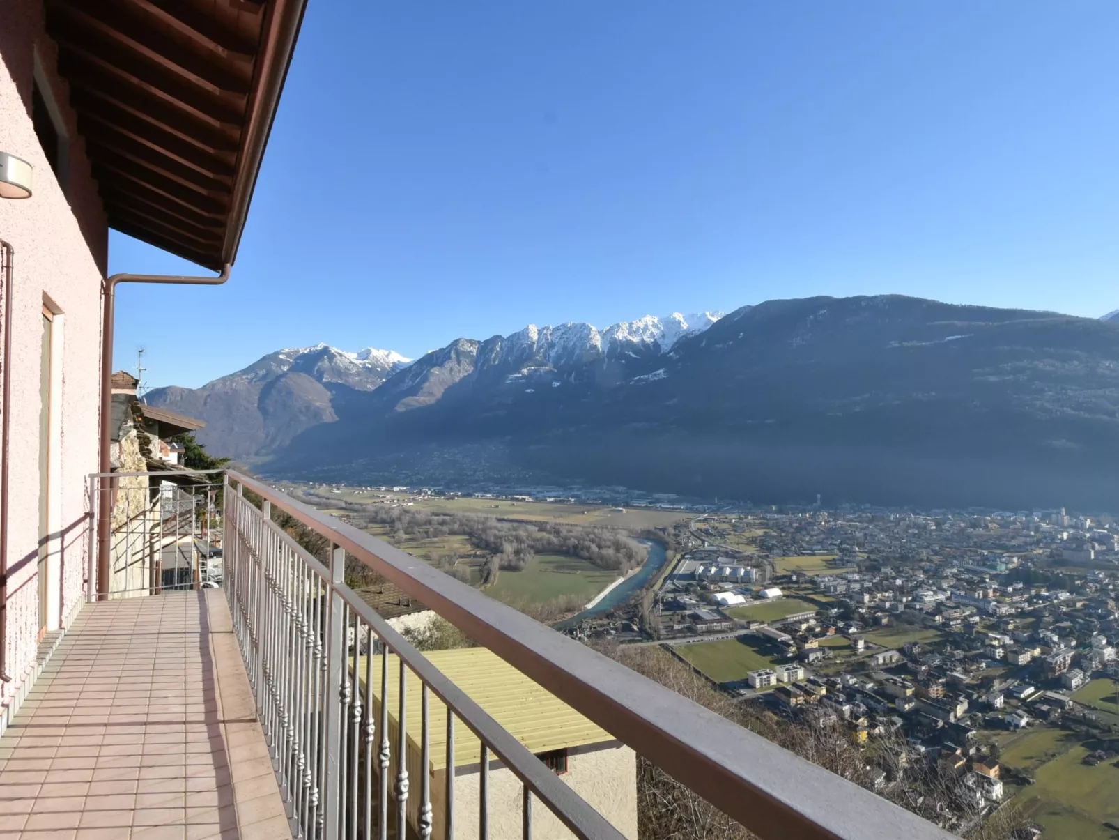 Santa Croce View-Buiten