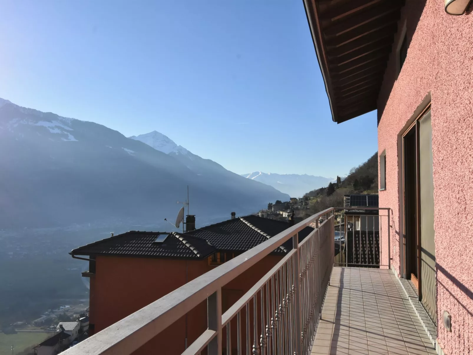 Santa Croce View-Buiten