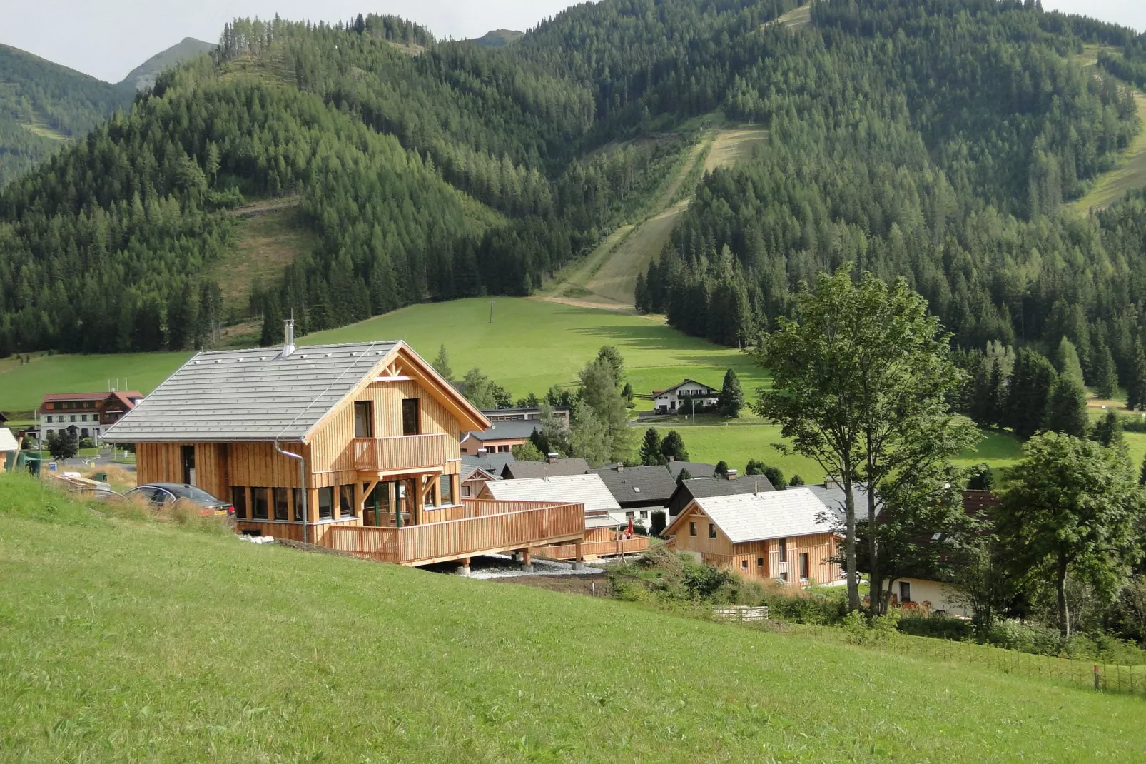 Chalet Eresma-Buitenkant zomer