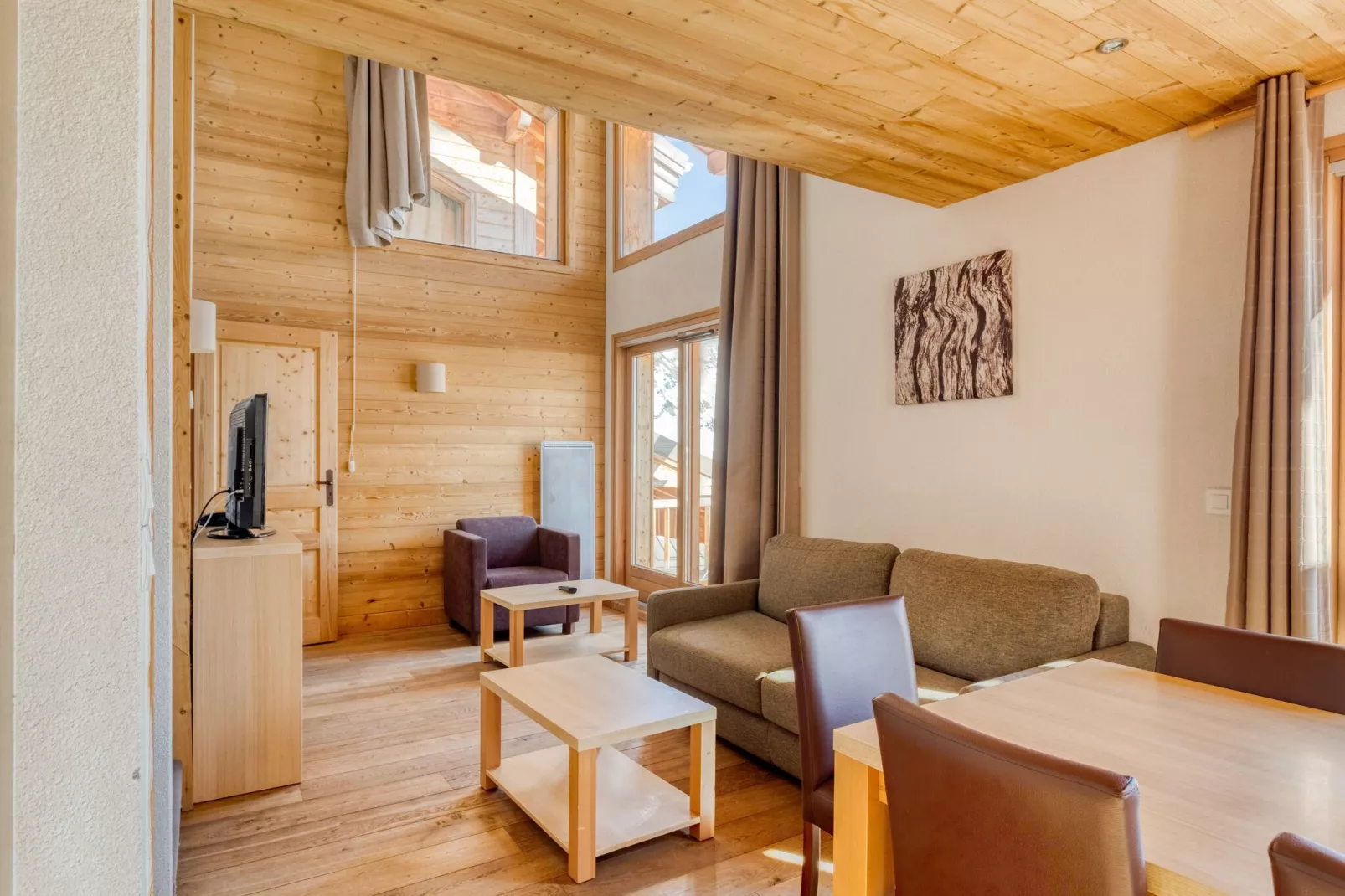 Authentiek appartement in het skigebied Le Grand Massif-Woonkamer