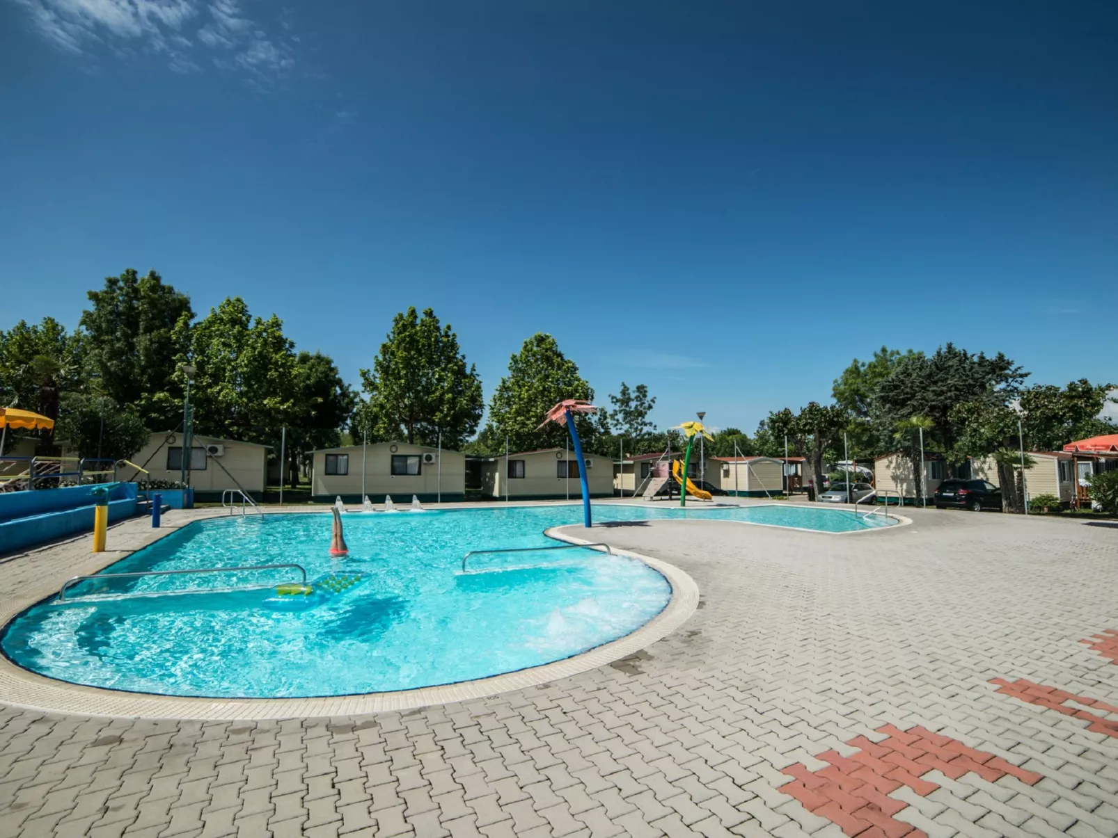 Baia Holiday Gasparina-Buiten