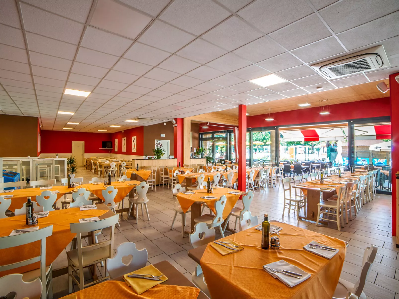 Baia Holiday Gasparina-Binnen