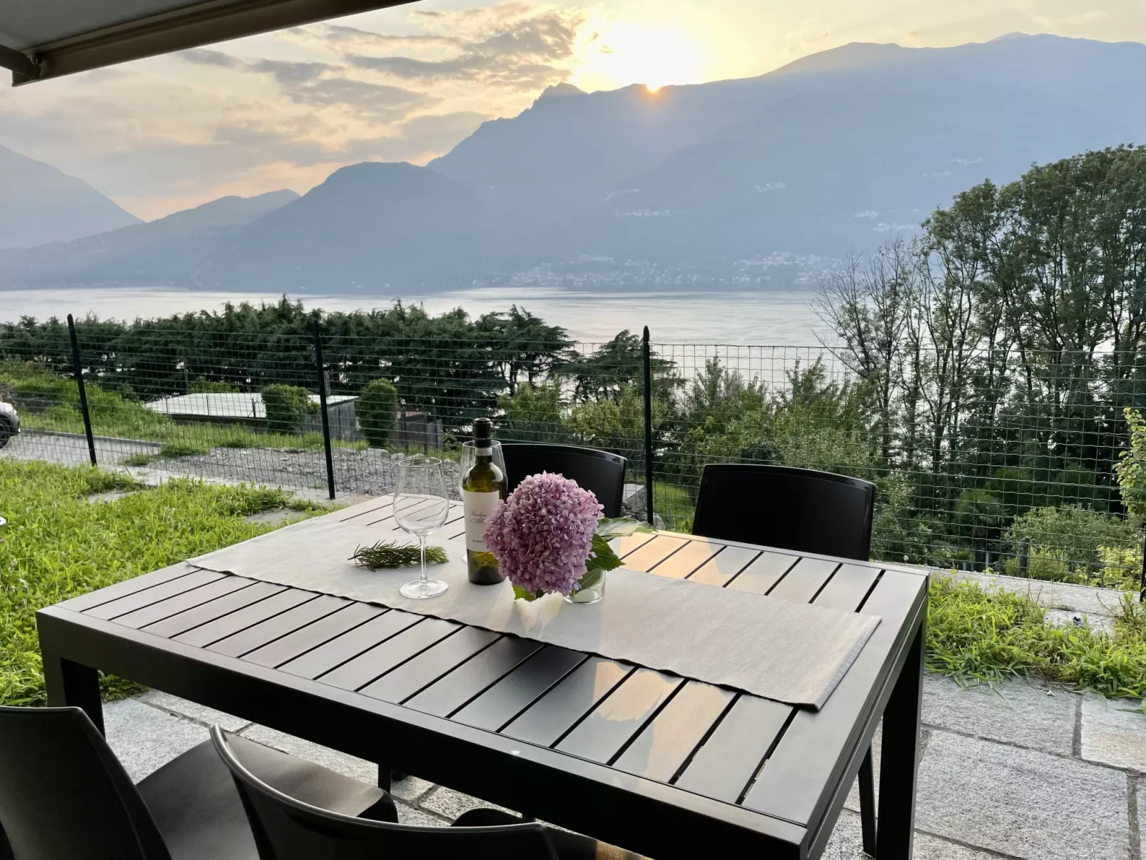 La Terrazza sul Lago-Buiten