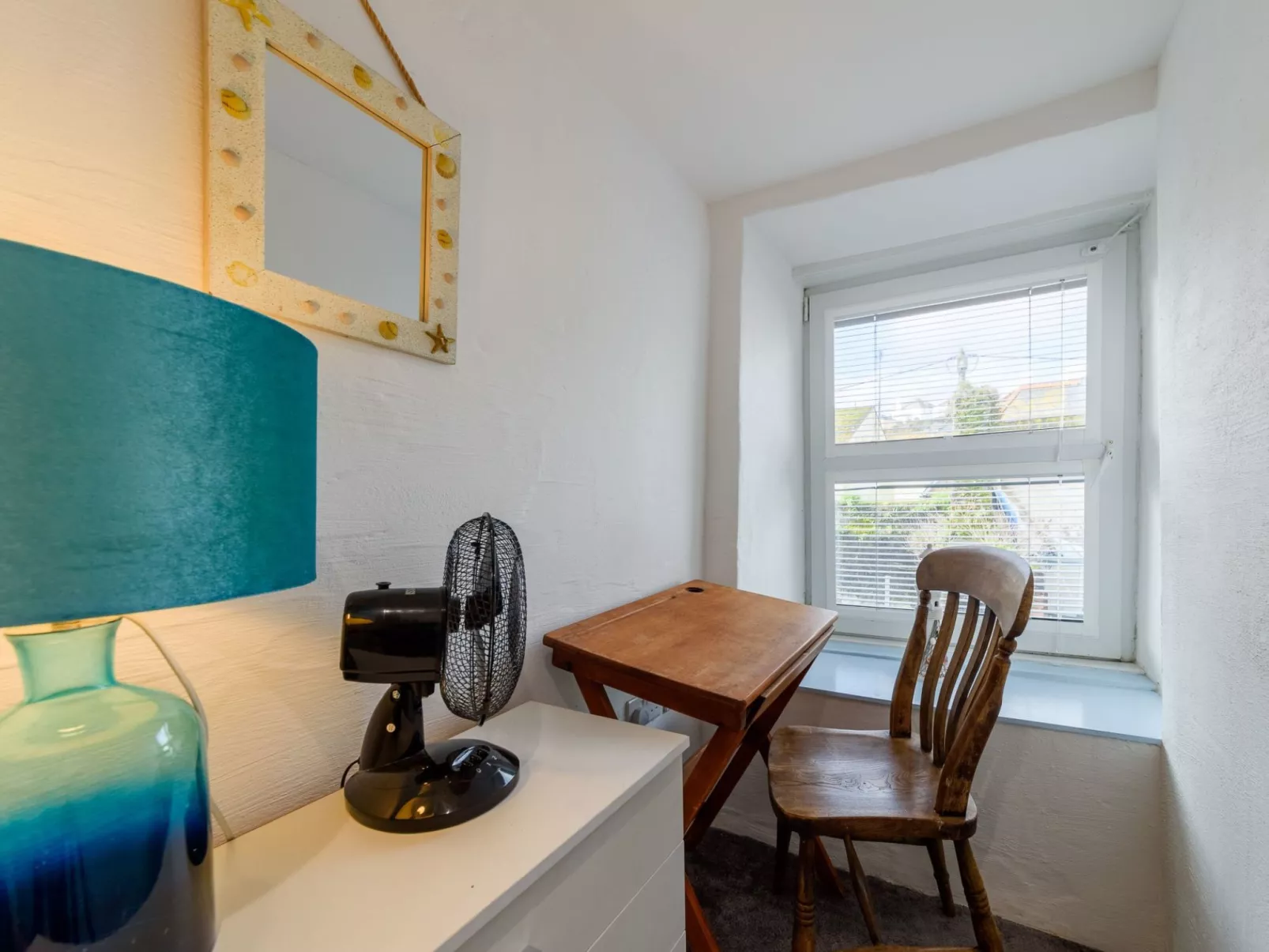 Stargazey Cottage-Binnen
